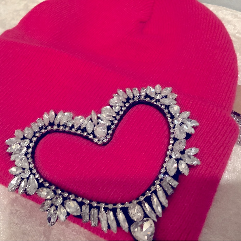 Beautiful decorative Steve Madden hat